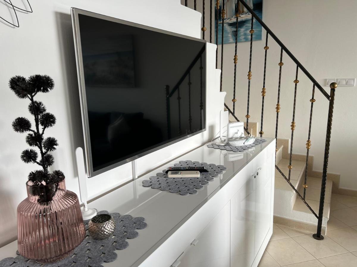 Maj Premium Apartment 4 Sterne - Neu Renoviert Porec Exterior photo