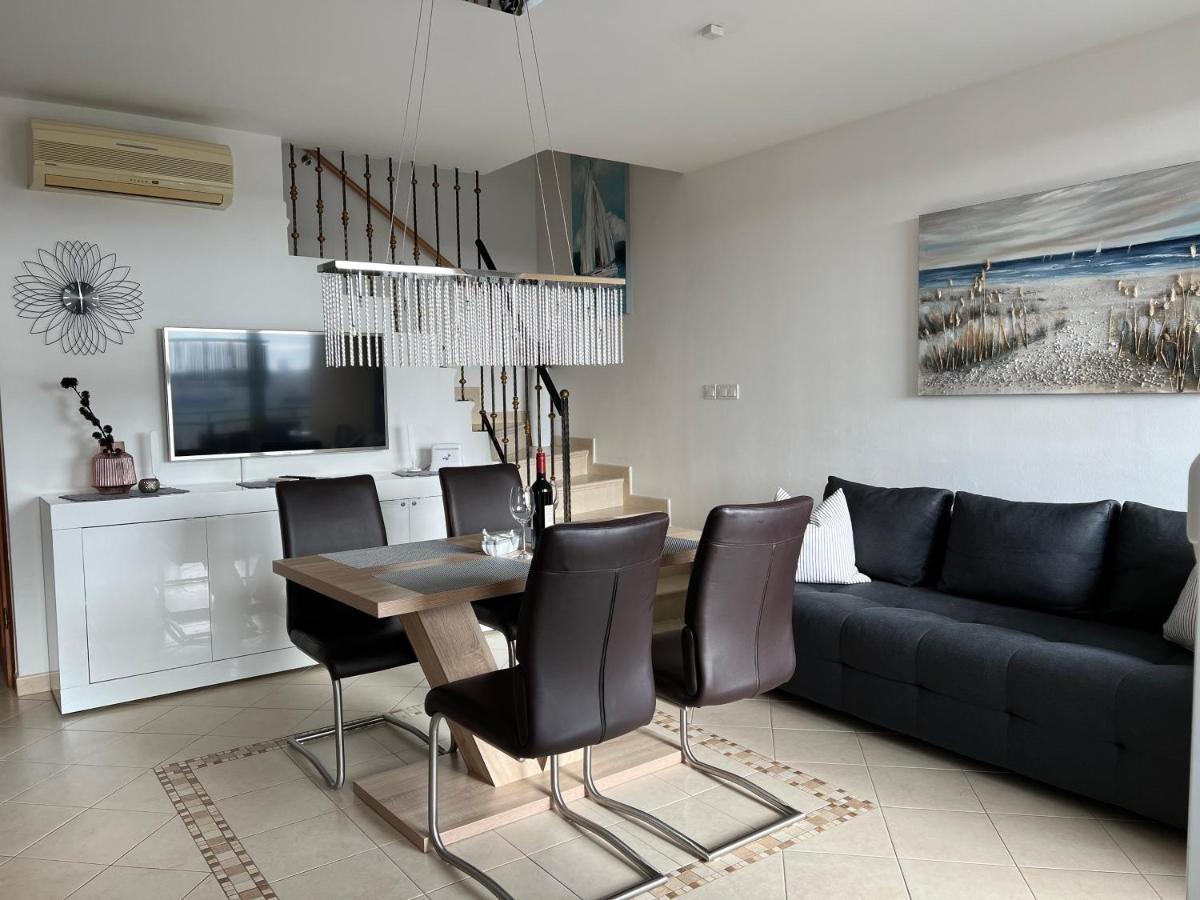 Maj Premium Apartment 4 Sterne - Neu Renoviert Porec Exterior photo